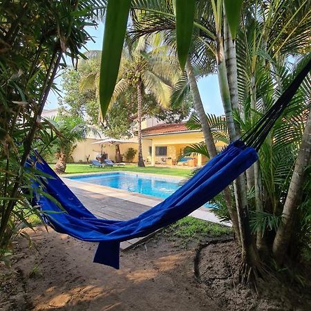 Sompteuse Villa Avec Piscine A 5 Min De La Plage Pointe Noire Extérieur photo